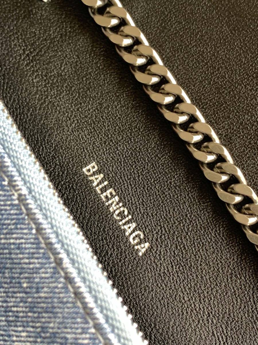 Balenciaga_HackerProject_26x16x8cm_A567