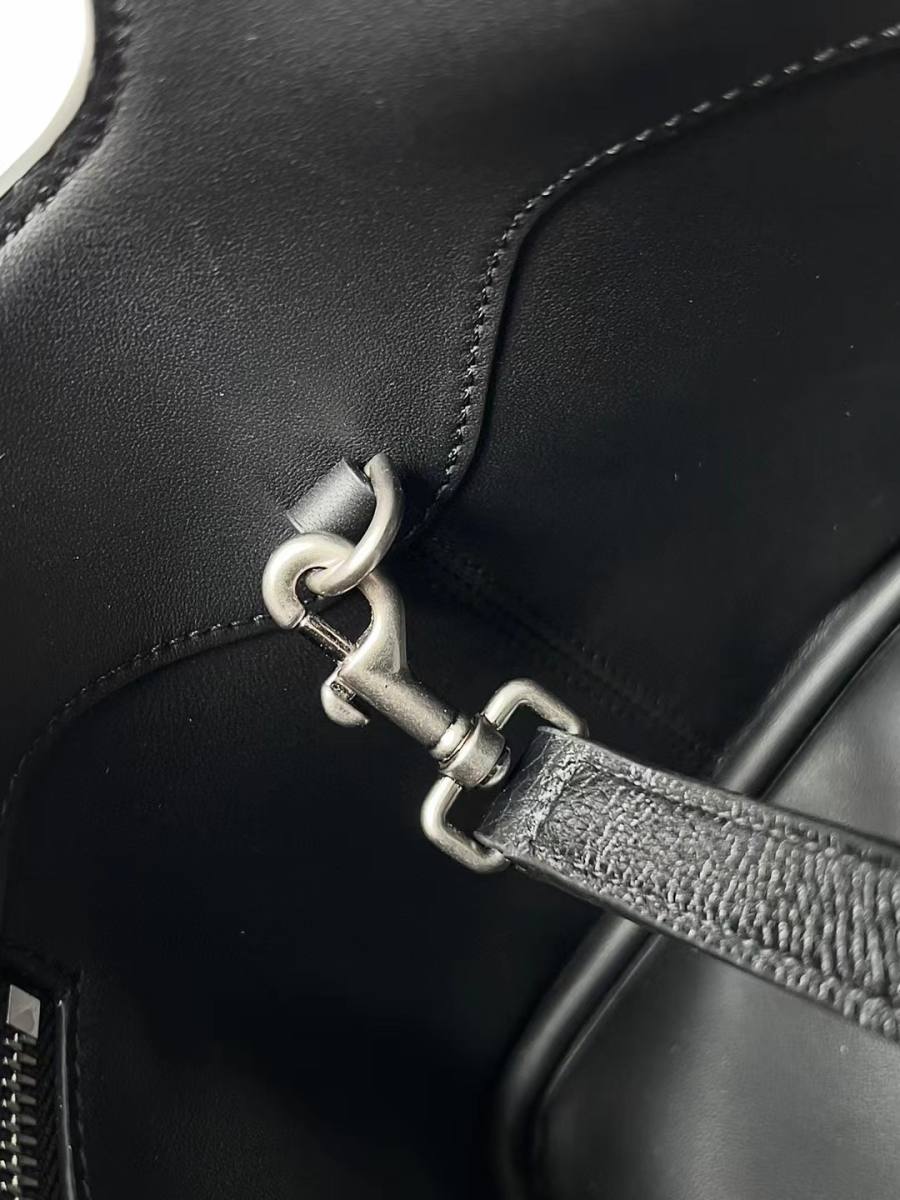 Balenciaga_Locker_Medium_38x26x11cm_CCC4