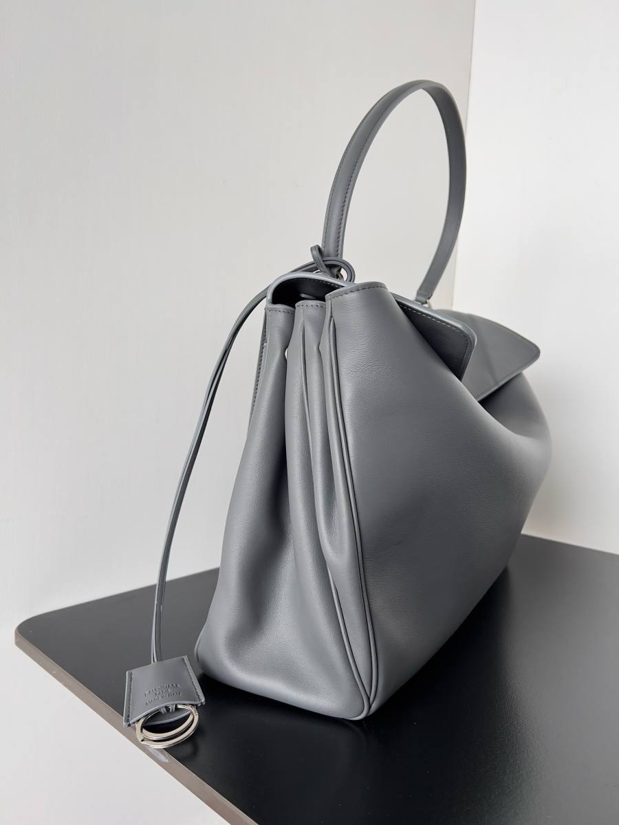 Balenciaga_Rodeo_Large_40x30x13cm_AB27