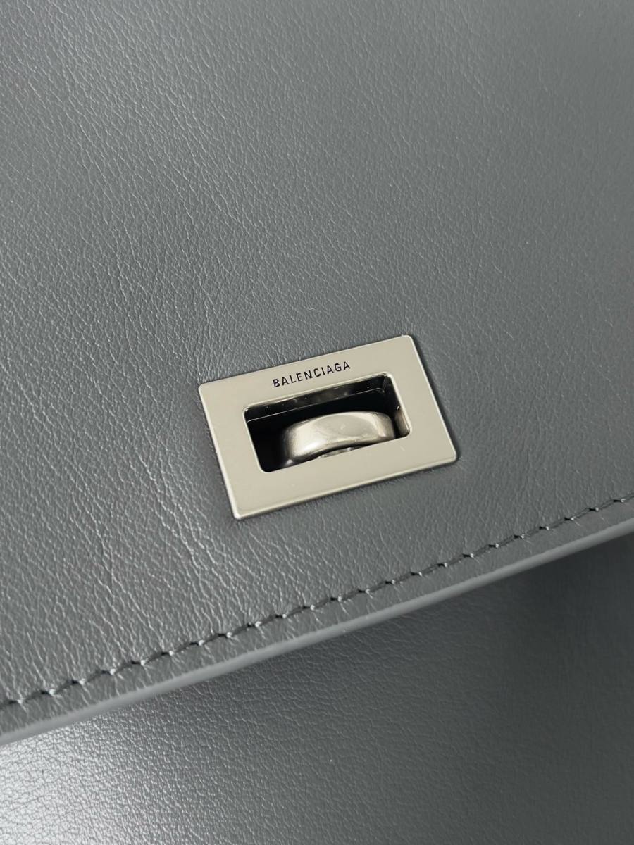 Balenciaga_Rodeo_Large_40x30x13cm_AB27