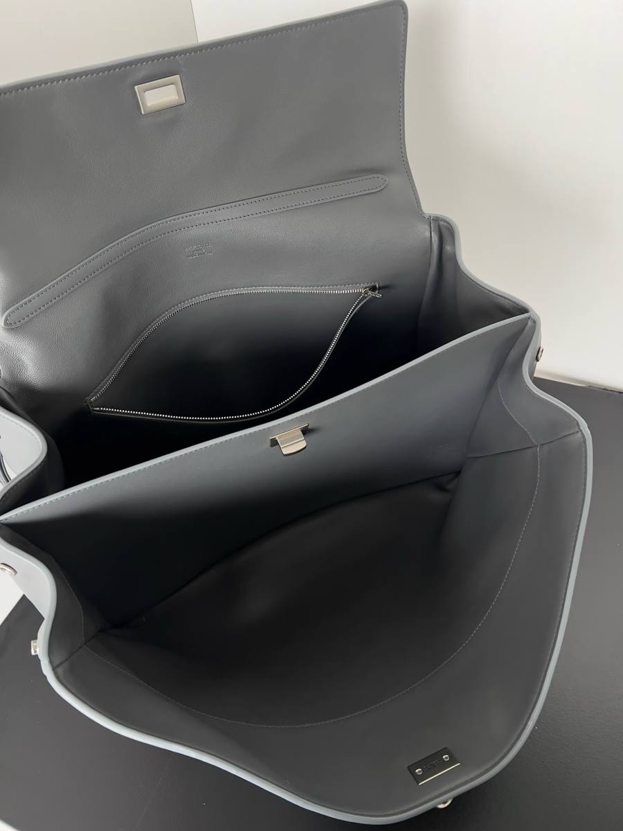 Balenciaga_Rodeo_Large_40x30x13cm_AB27