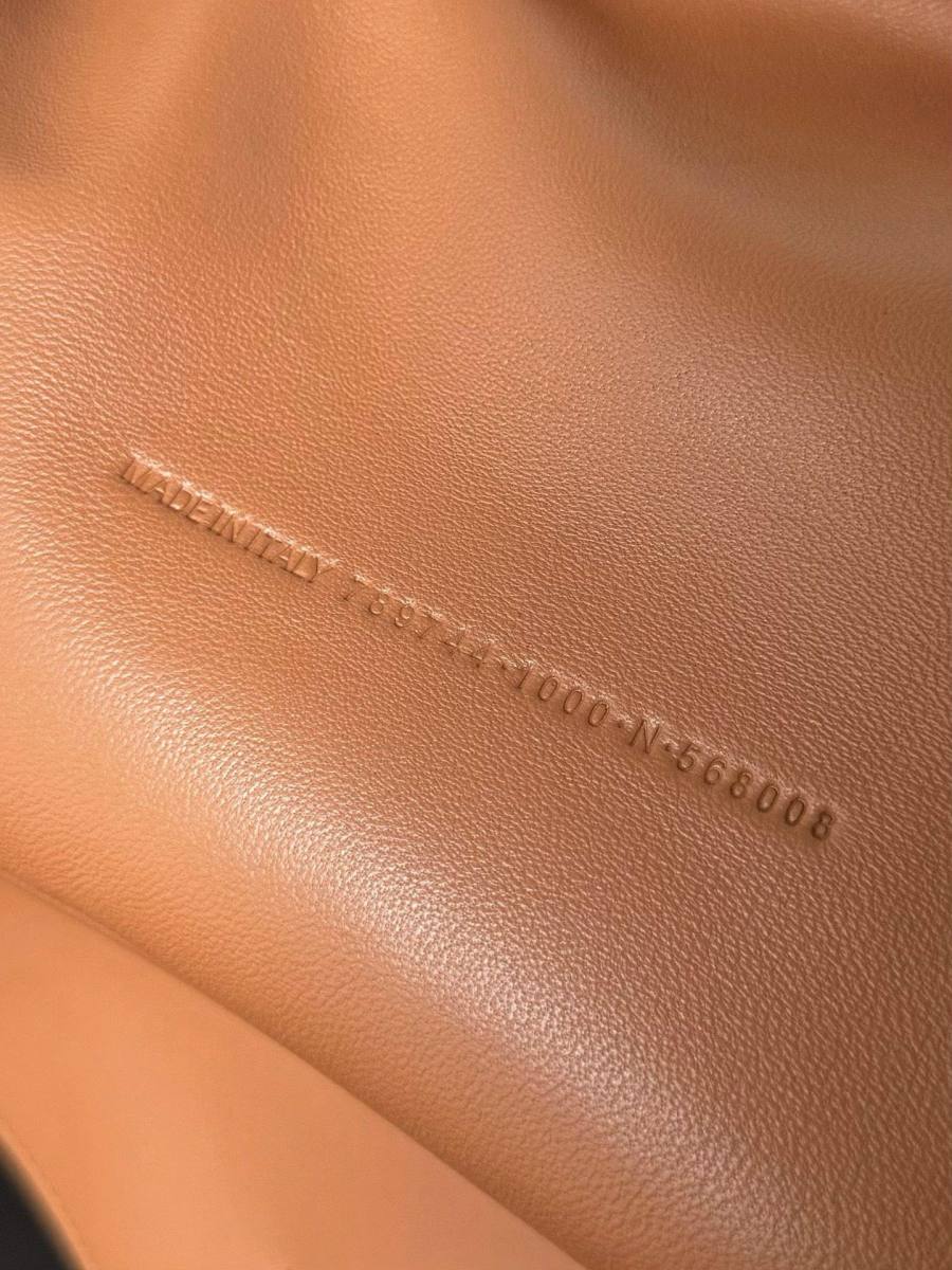 Balenciaga_Rodeo_Large_40x30x13cm_C80C