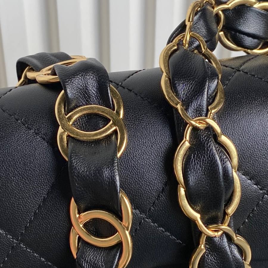 Chanel 24K Hobo AS5174 24 x 16 x 8 F2CC