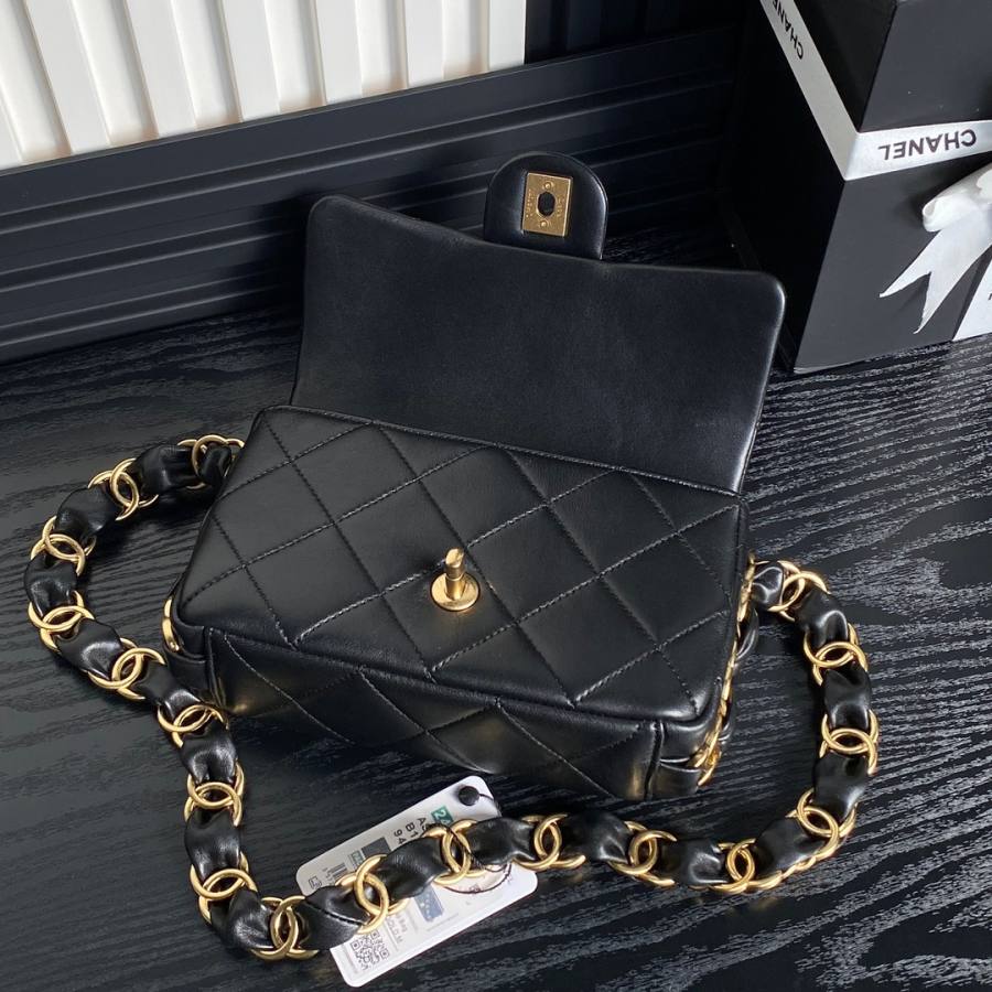Chanel 24K Hobo AS5174 24 x 16 x 8 F2CC