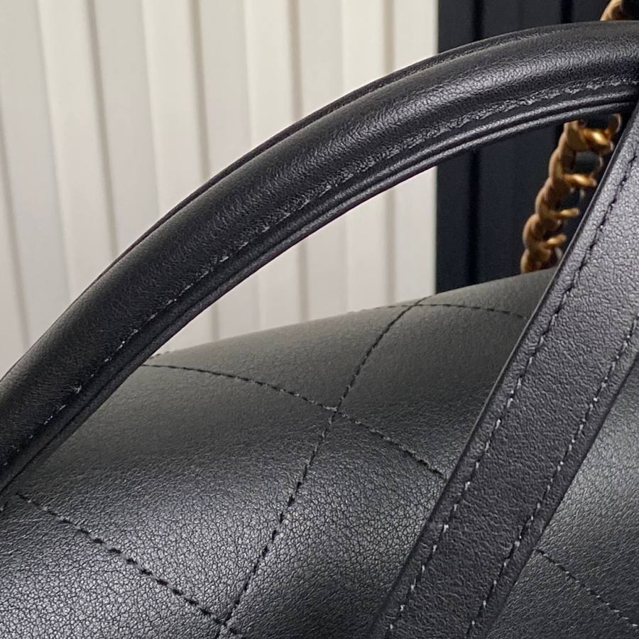 Chanel 25S Classic Flap AS5447 25.5 x 16 x 7 4D12