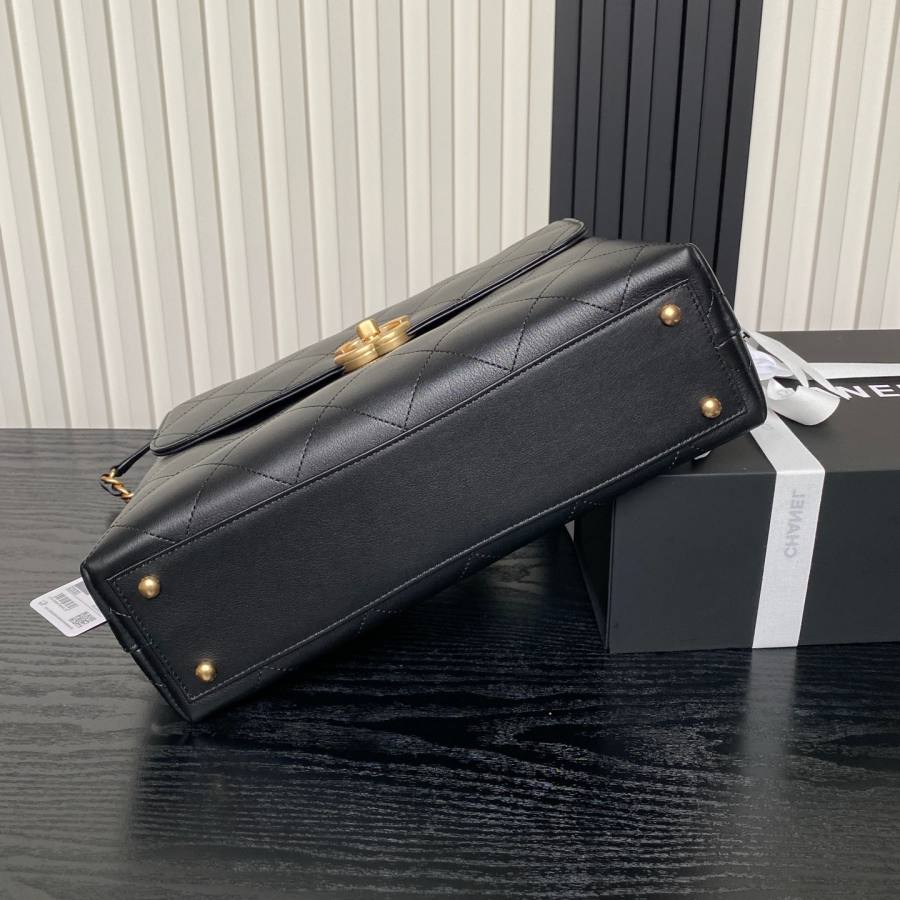 Chanel 25S Classic Flap AS5447 25.5 x 16 x 7 4D12
