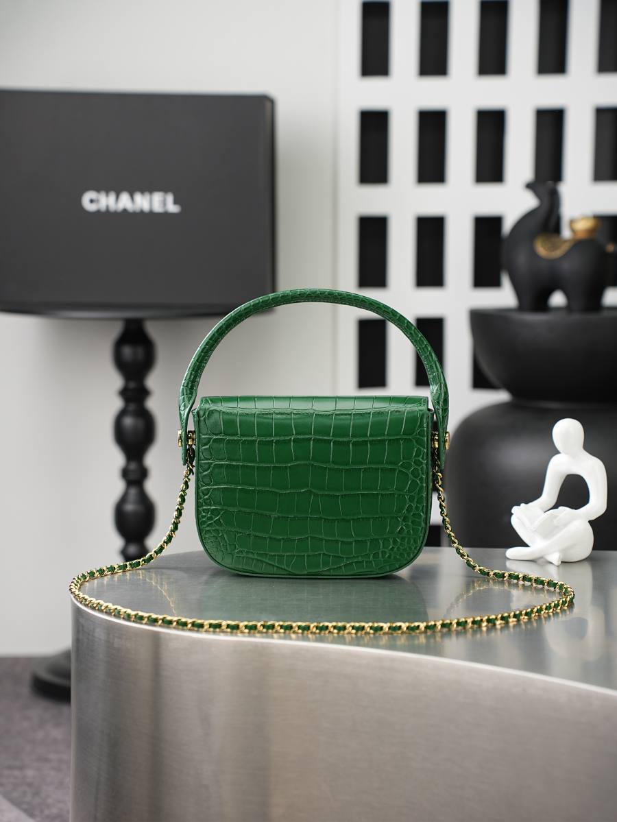 Chanel 26A Handle Flap 20 x 14 x 8 CF0D