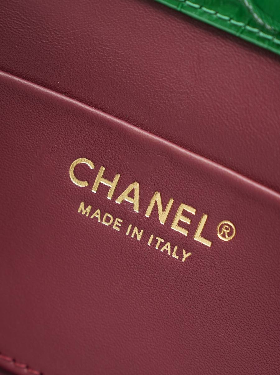 Chanel 26A Handle Flap 20 x 14 x 8 CF0D