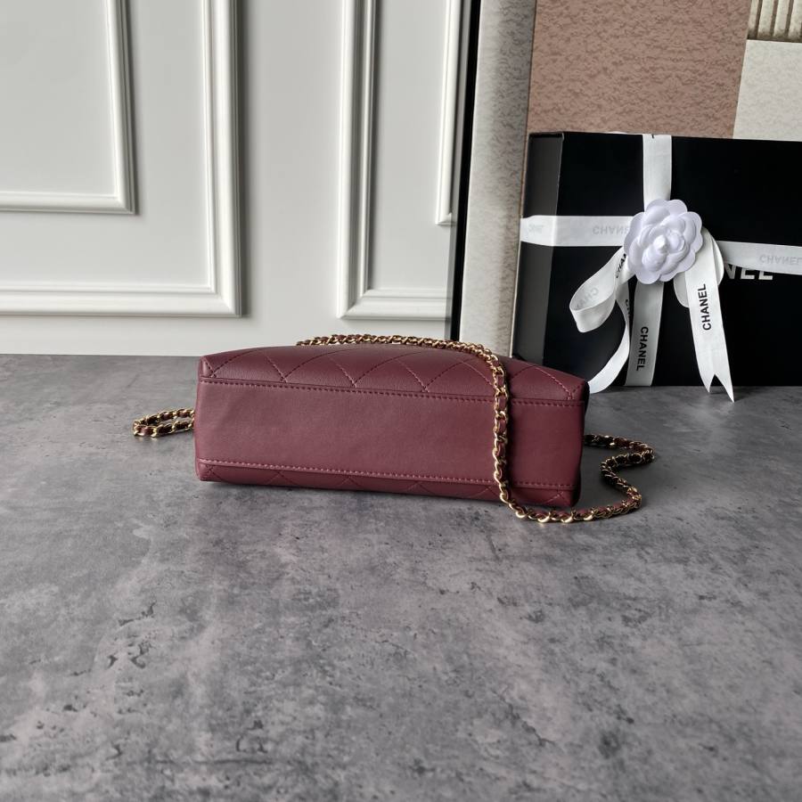 Chanel 26A Hobo AS6392 24 x 16 x 8 C8CD
