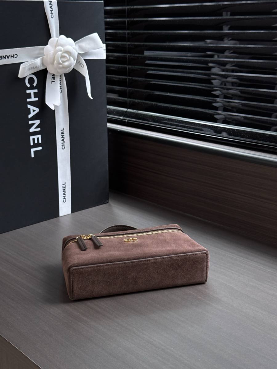Chanel 26A Lunch Box 20 x 14 x 8 944C