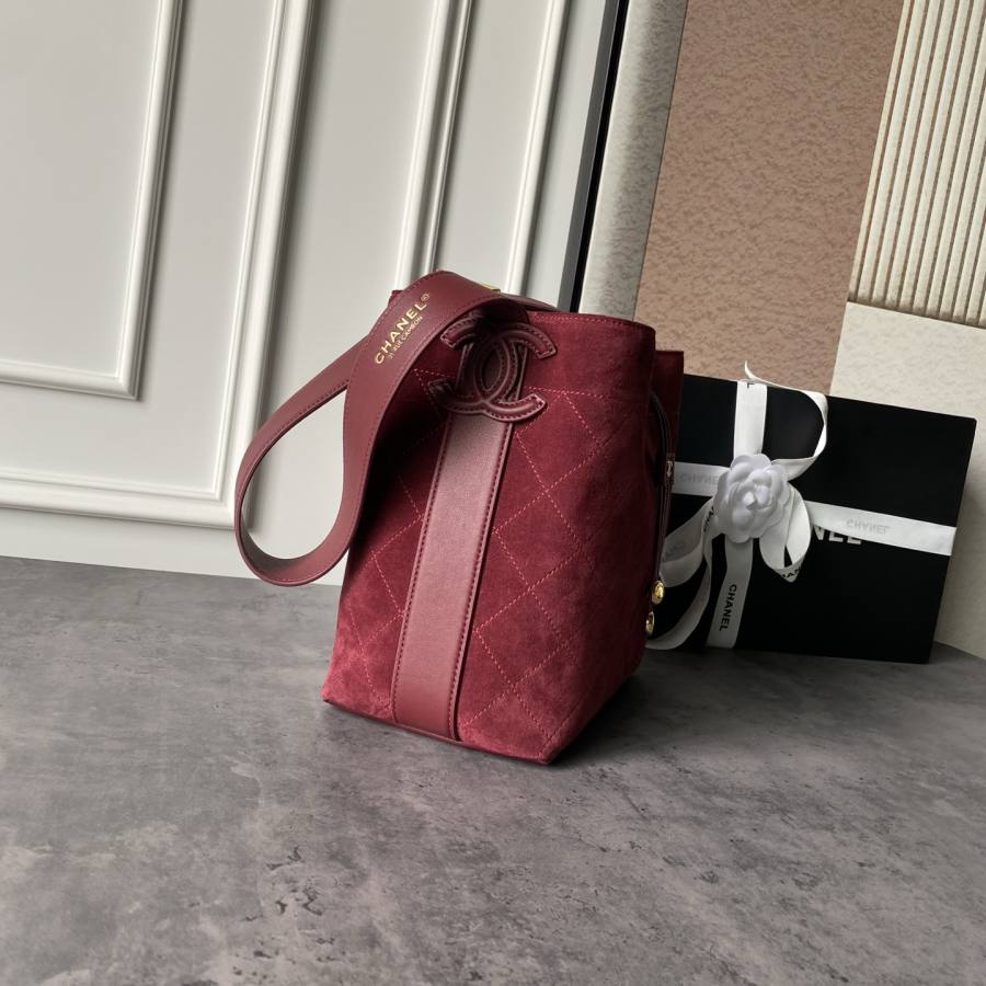 Chanel 26B Bucket Large AS6584 24 x 22 x 16 01CD