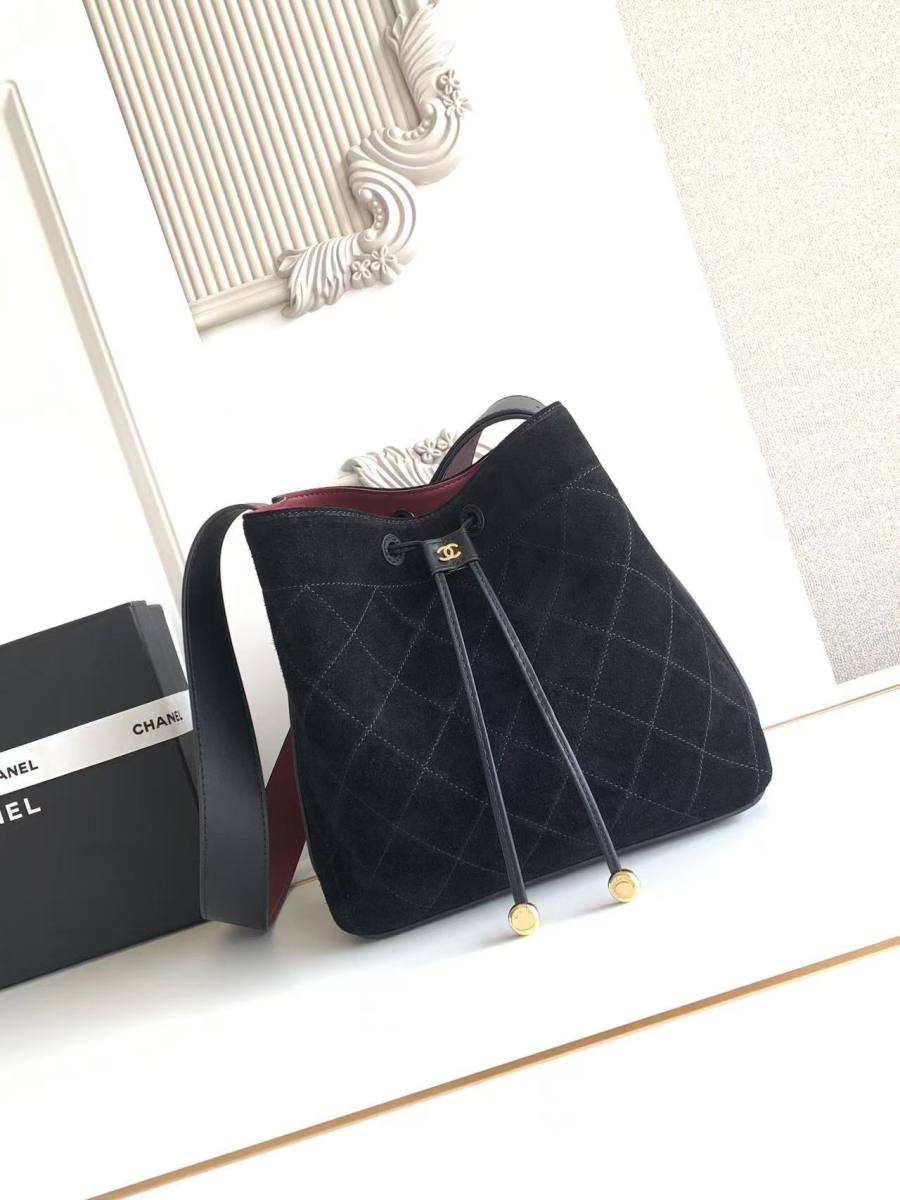 Chanel 26B Bucket Large AS6584 24 x 22 x 16 8B1E