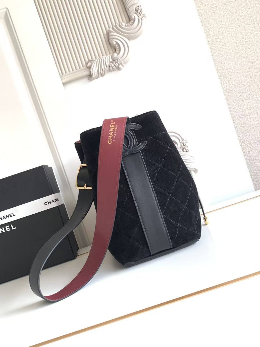 Chanel 26B Bucket Large AS6584 24 x 22 x 16 8B1E