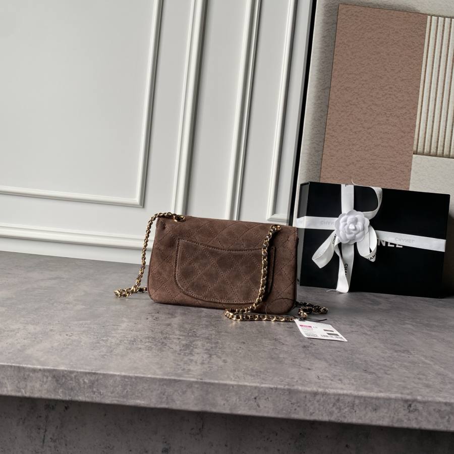 Chanel 26B Classic Flap Maxi Mini AS6626 20 x 13 x 6 512C