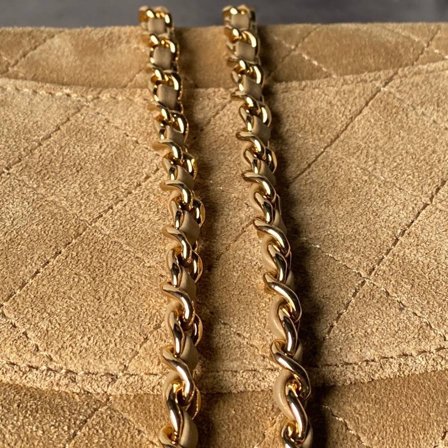 Chanel 26B Classic Flap Maxi Mini AS6626 20 x 13 x 6 C74E