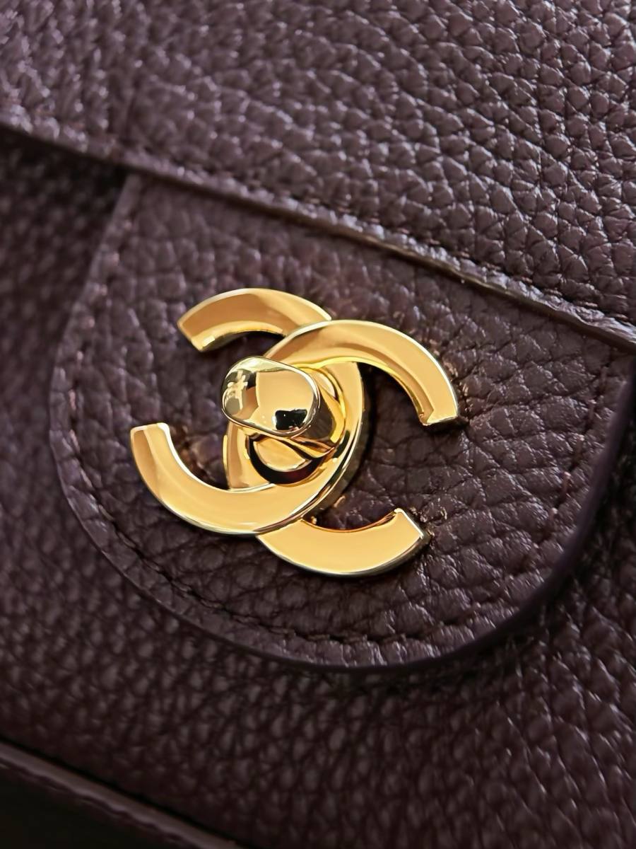 Chanel 26B Classic Flap Mini 20 x 13 x 6 B4C3