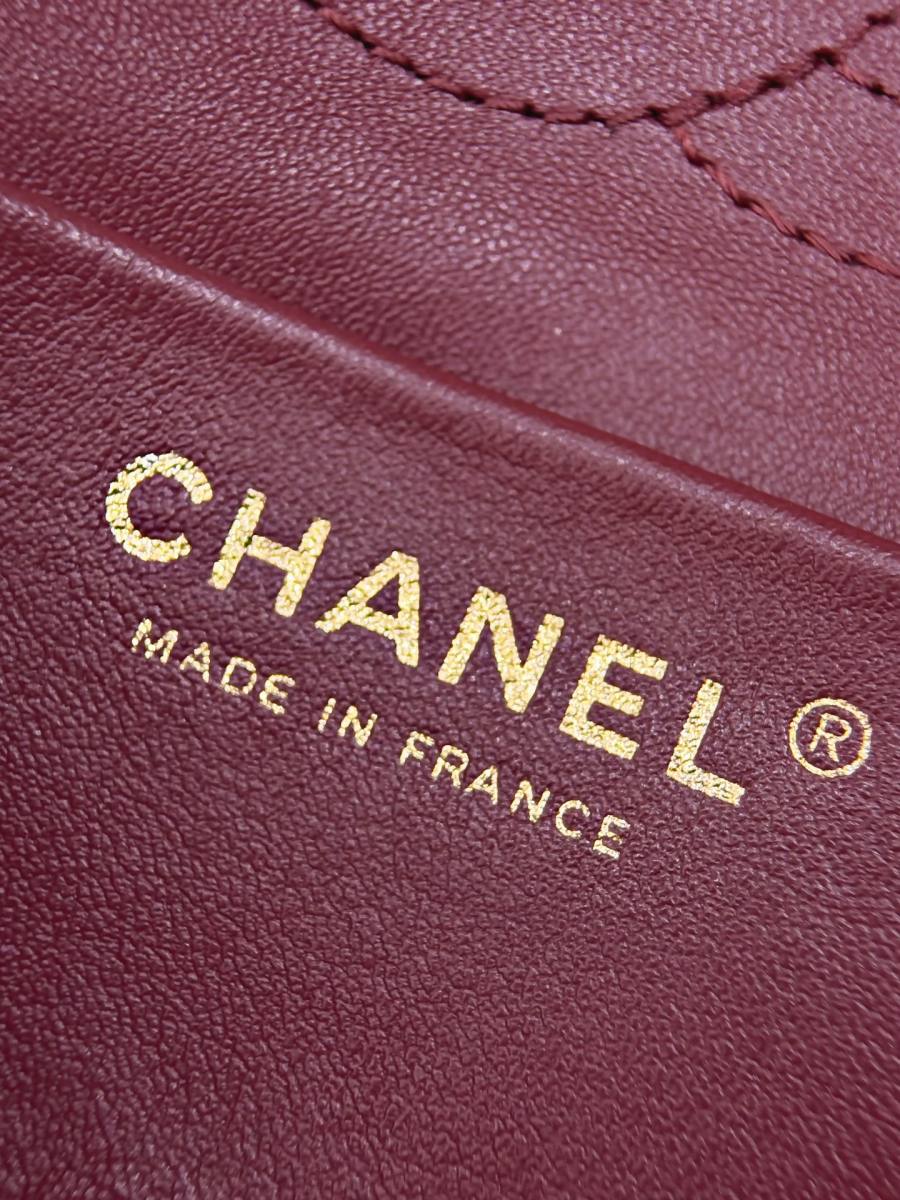 Chanel 26B Classic Flap Mini 20 x 13 x 6 B4C3