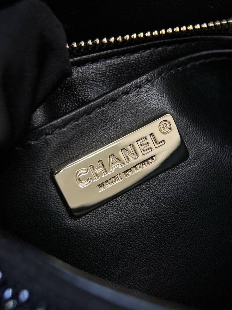 Chanel 26B Crystal Mini Flap 13 x 10 x 5 8813