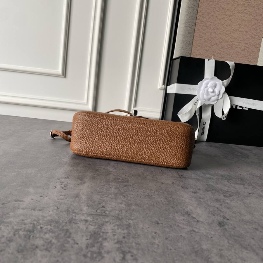 Chanel 26B Shoulder Bag AS6573 23 x 14 x 7 1552
