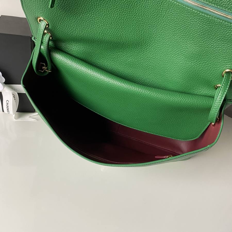 Chanel 26S Airport Bag AS6233 28 x 18 x 10 3192