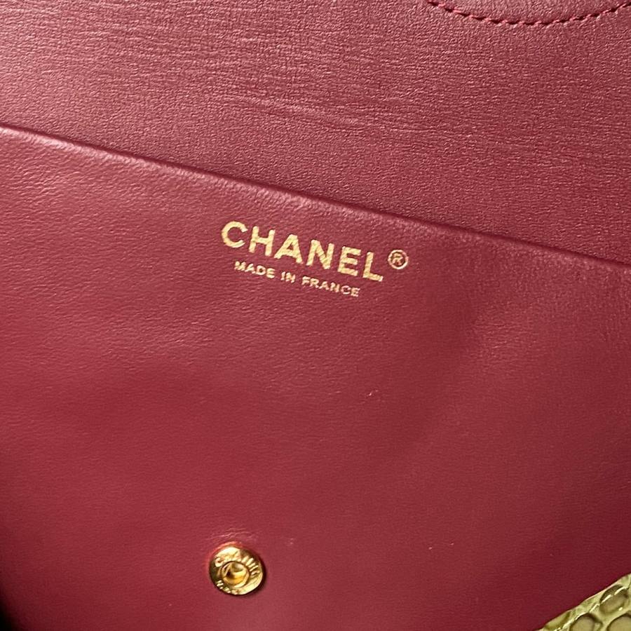 Chanel 26S Airport Bag AS6233 28 x 18 x 10 321D