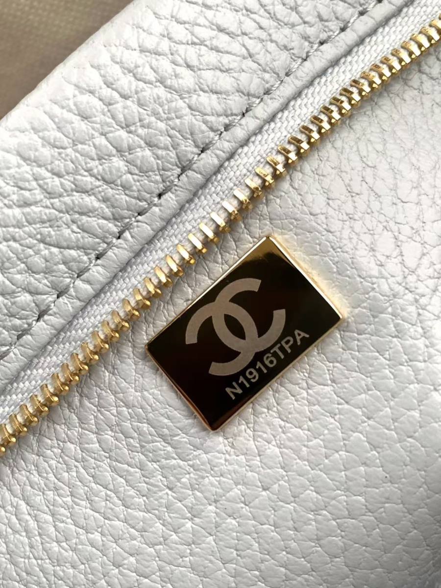 Chanel 26S Baguette AS6288 28 x 14 x 8 251A