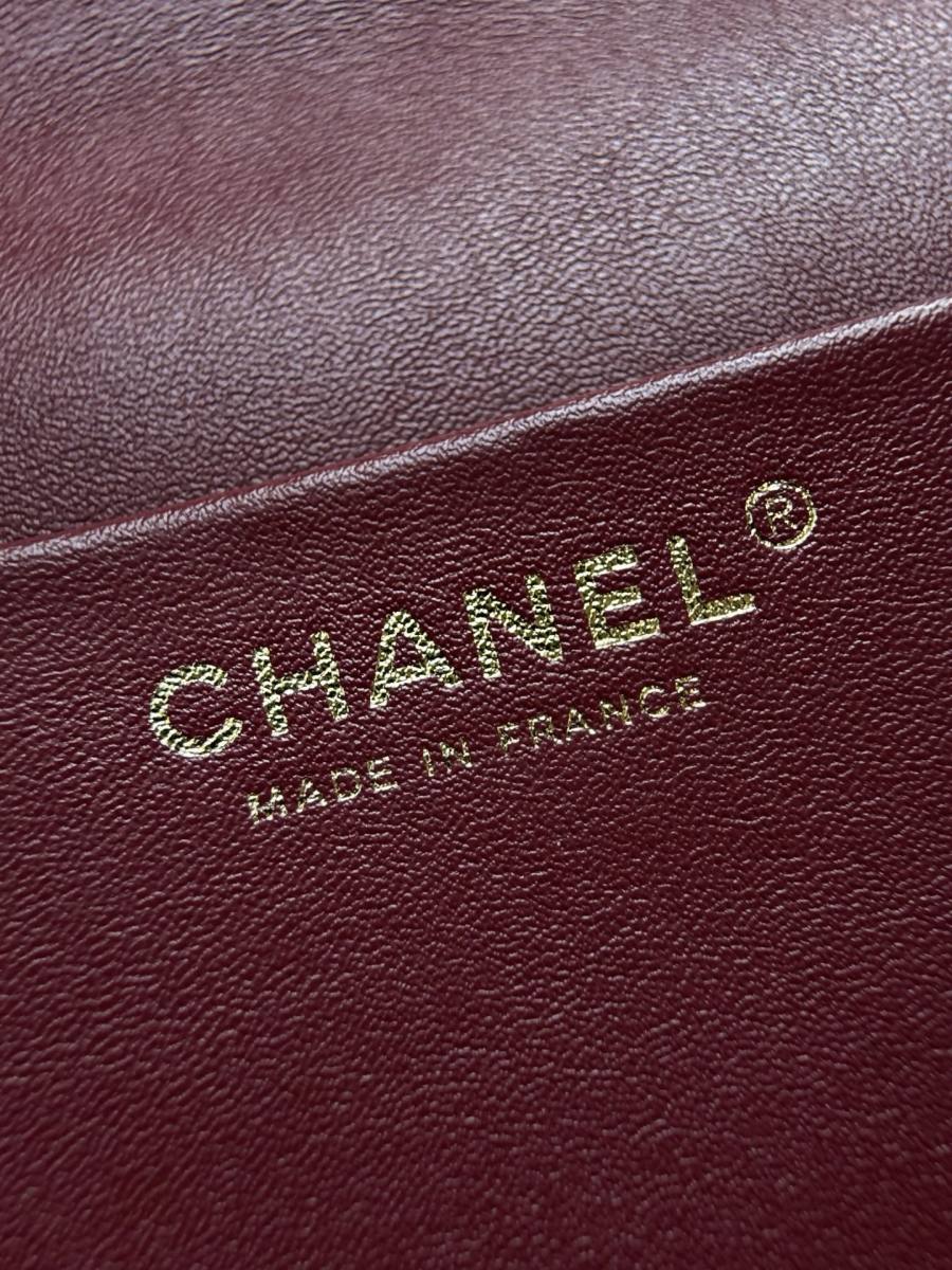 Chanel 26S Classic Flap Maxi 33 x 23 x 10 383A