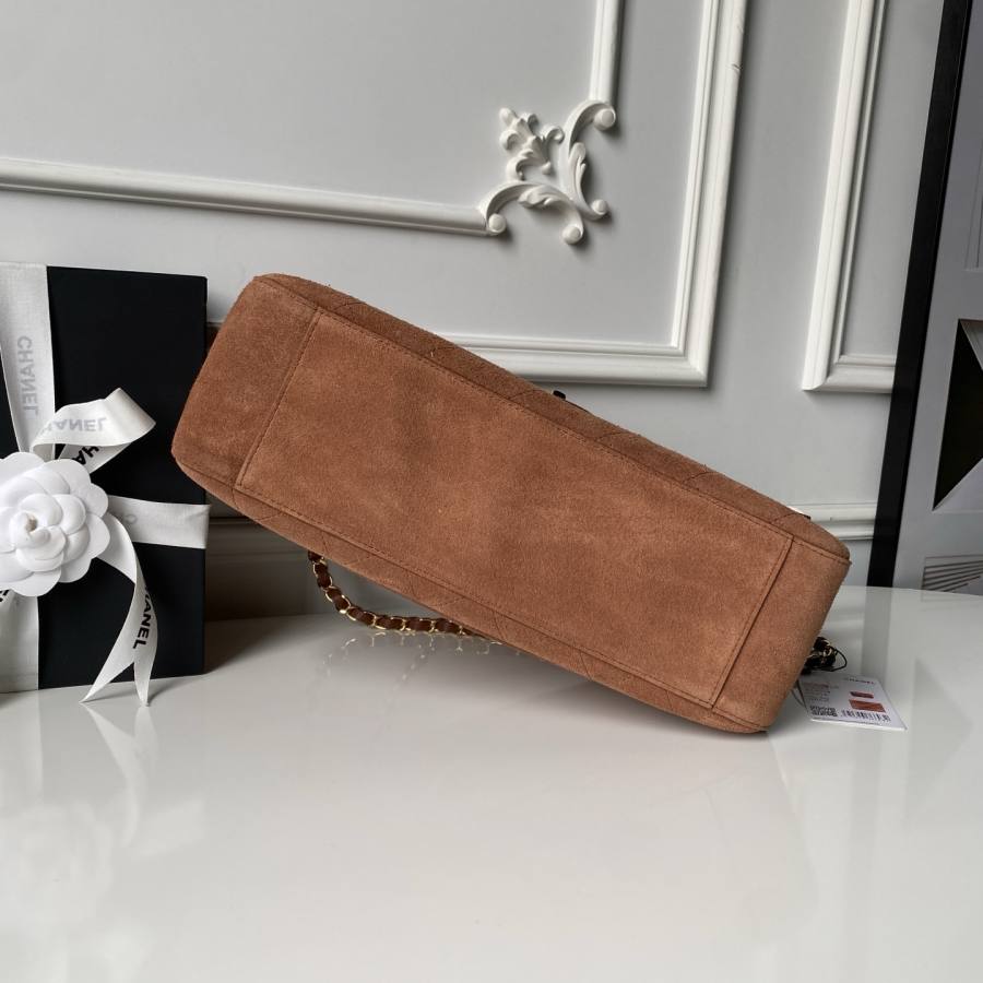 Chanel 26S Classic Flap Maxi AS6281 33 x 23 x 10 F830