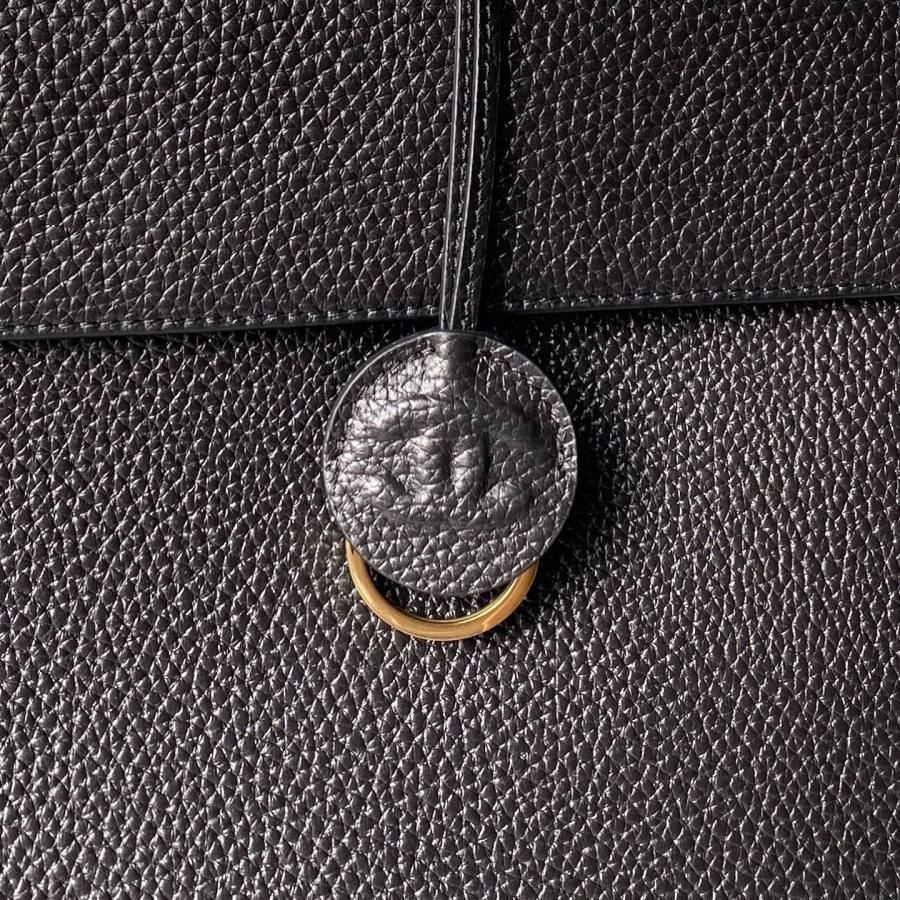 Chanel 26S Tote AS6289 36 x 28 x 14 E9C1