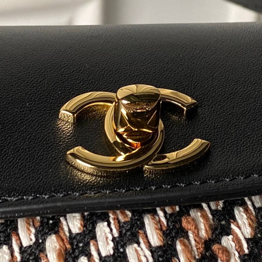 Chanel Baguette AS6288 28 x 14 x 8 4296