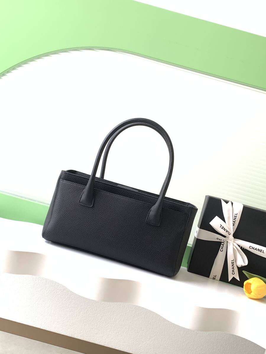 Chanel Cerf Tote Small 31.5 x 18 x 13.5 Black DCEE