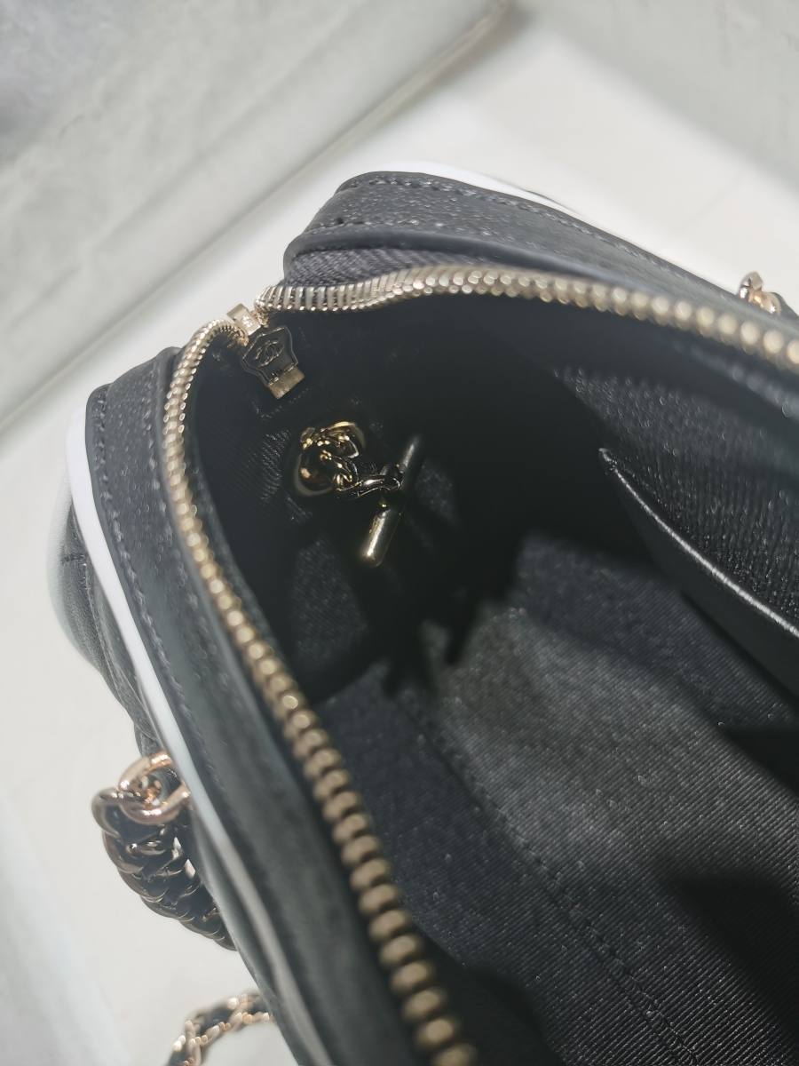 Chanel Classic Flap 25.5 x 16 x 7 D307