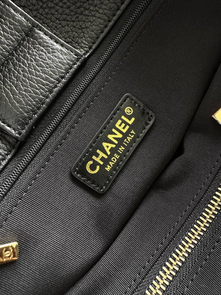 Chanel Classic Flap AP60495 25.5 x 16 x 7 0311