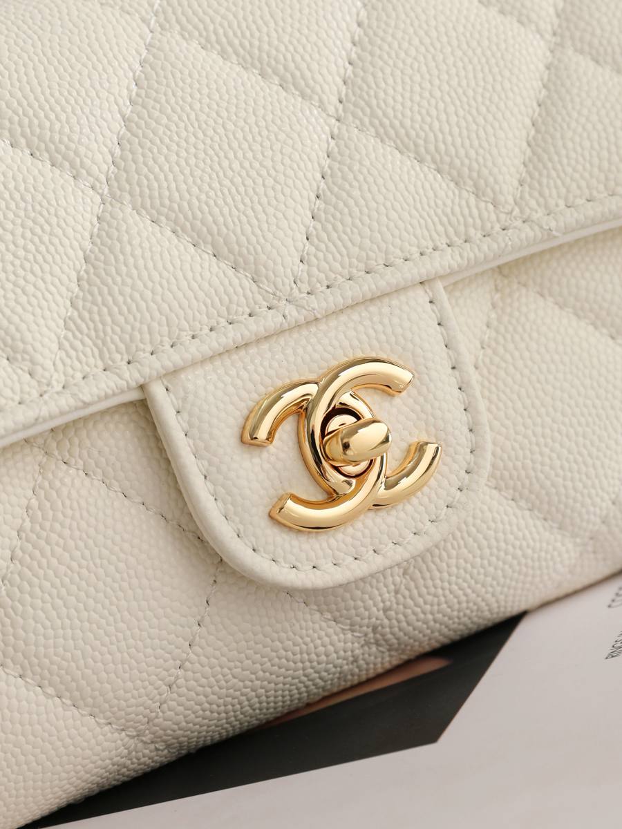 Chanel Handle Bag 20 x 14 x 8 69A1