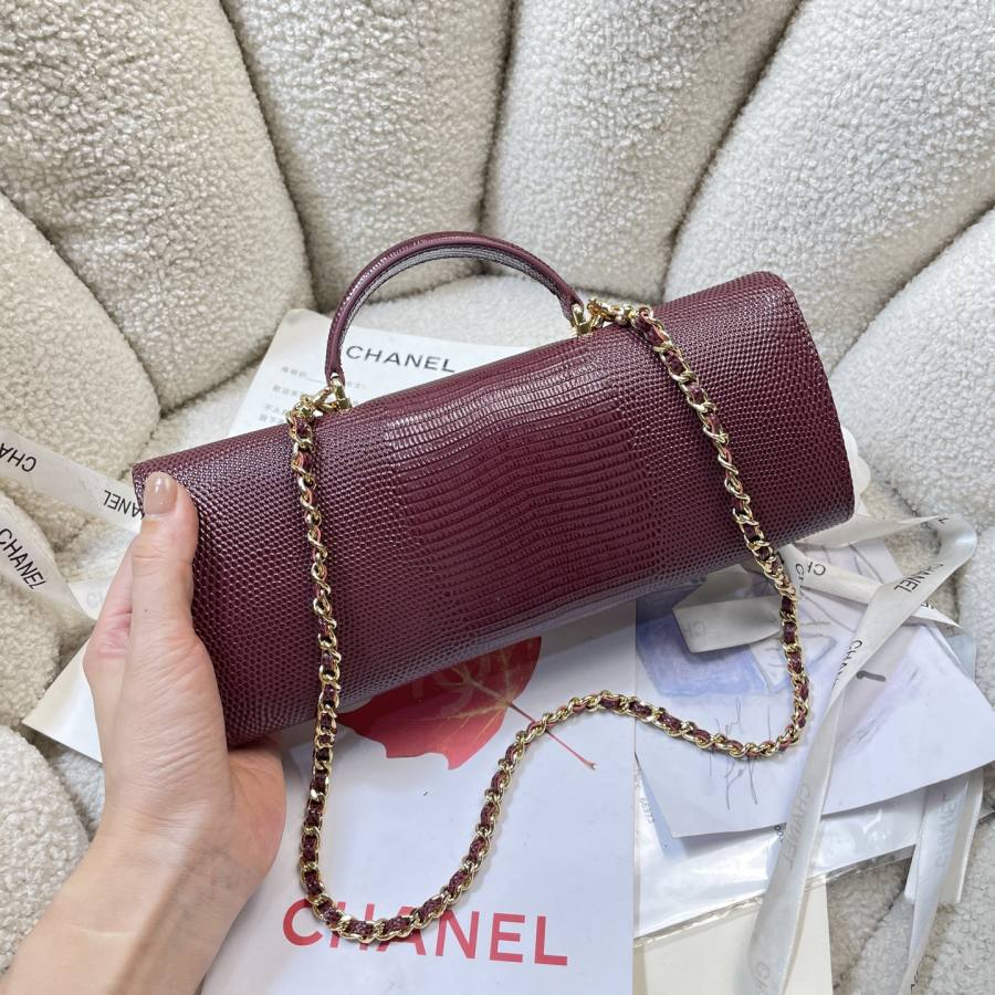 Chanel Handle Bag 28 x 13 x 8 4D54