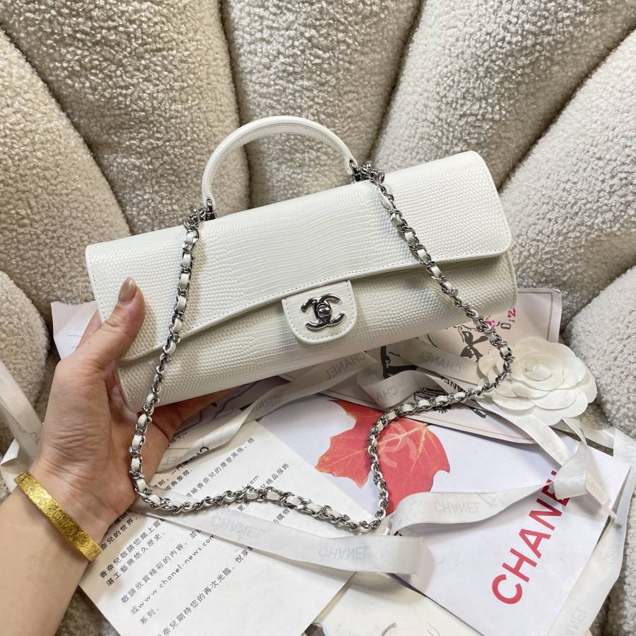 Chanel Handle Bag 28 x 13 x 8 BD62