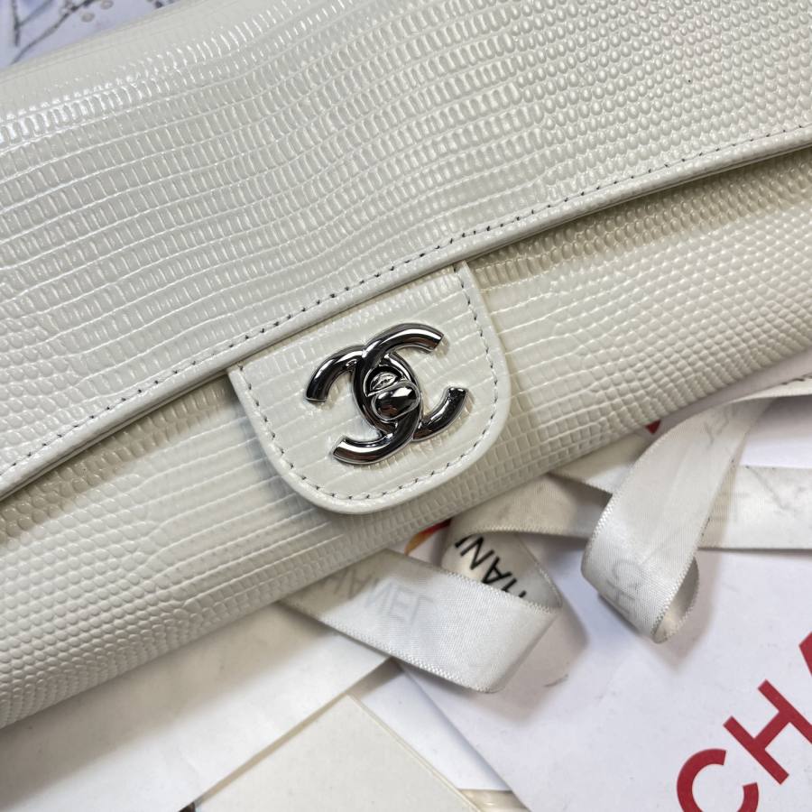 Chanel Handle Bag 28 x 13 x 8 BD62