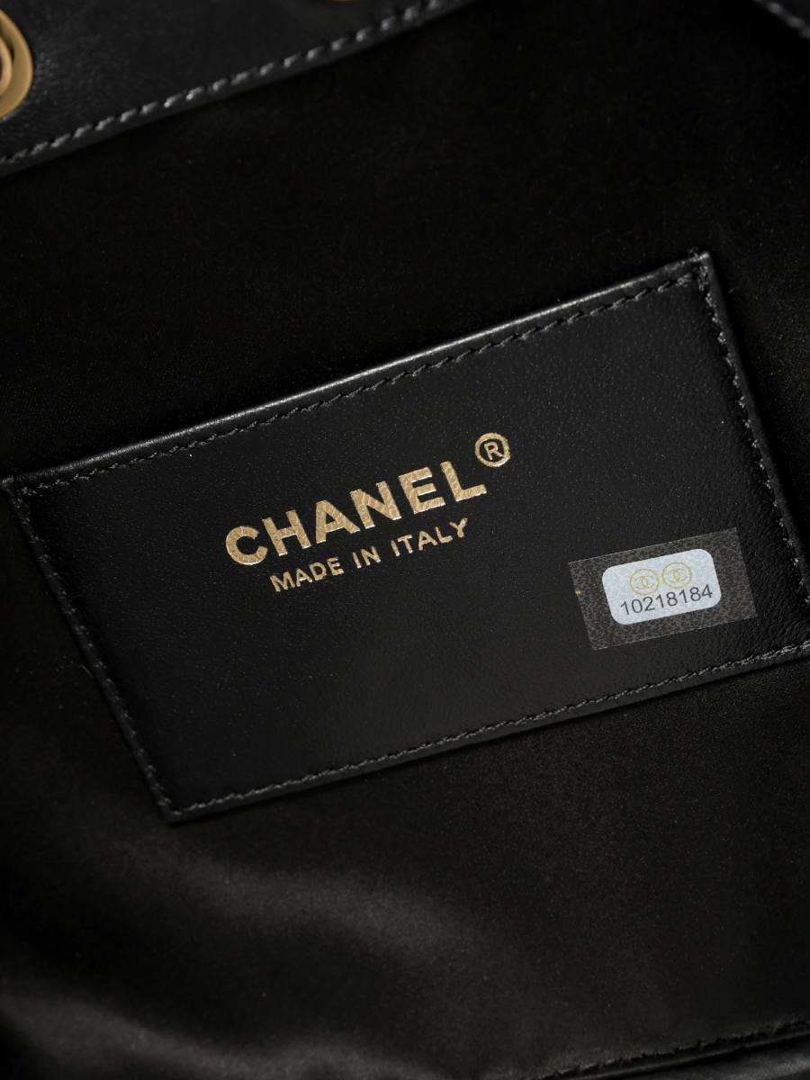 Chanel Hippie Hobo Mini 5631 20 x 16 x 8 A7B8