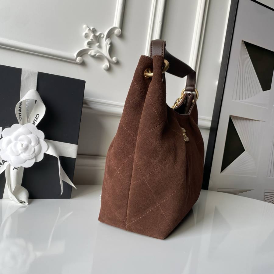 Chanel Hippie Hobo Mini AS5970 20 x 16 x 8 2C05