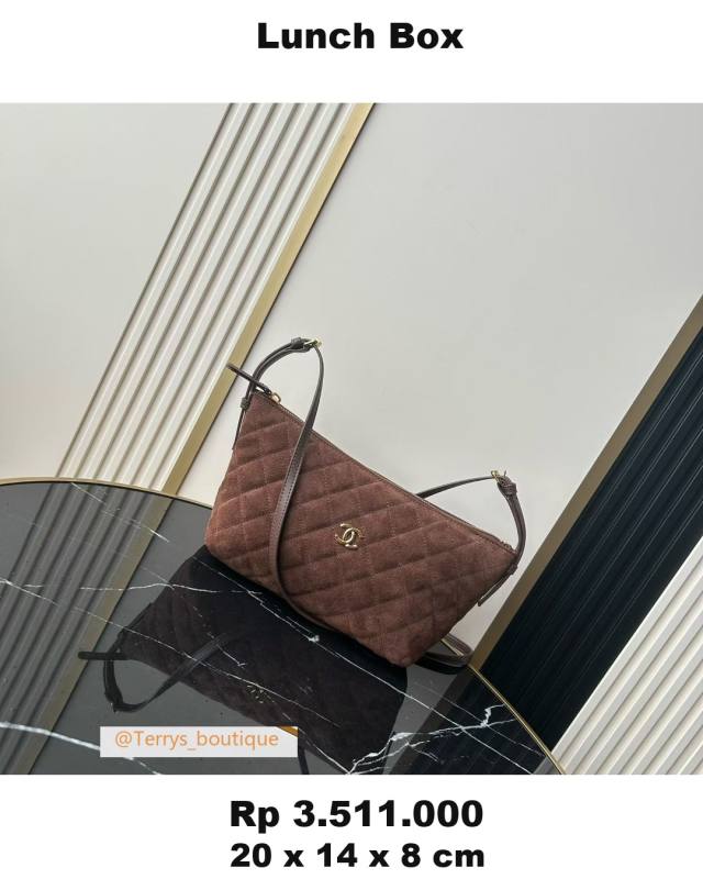 Chanel Lunch Box 20 x 14 x 8 B76A