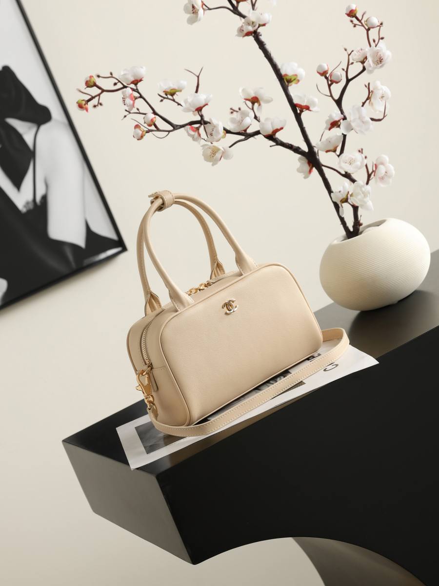 Chanel Mini Bowling Bag AP5578 20 x 16 x 12 Cream AFE6