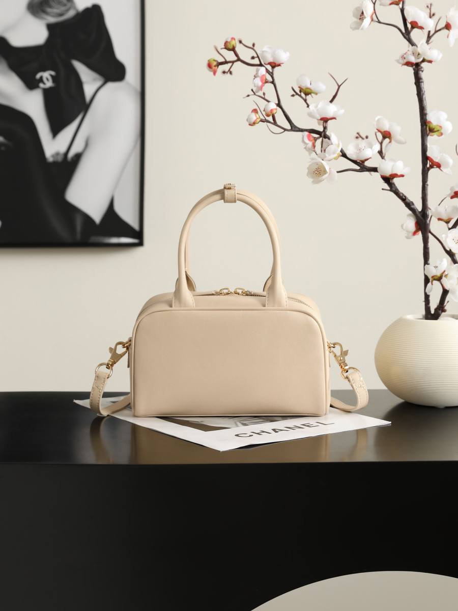 Chanel Mini Bowling Bag AP5578 20 x 16 x 12 Cream AFE6