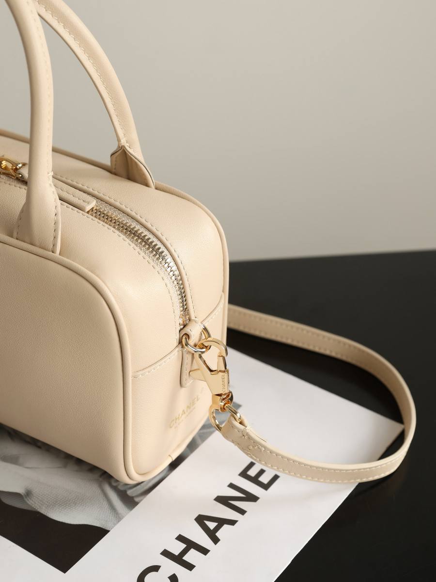 Chanel Mini Bowling Bag AP5578 20 x 16 x 12 Cream AFE6