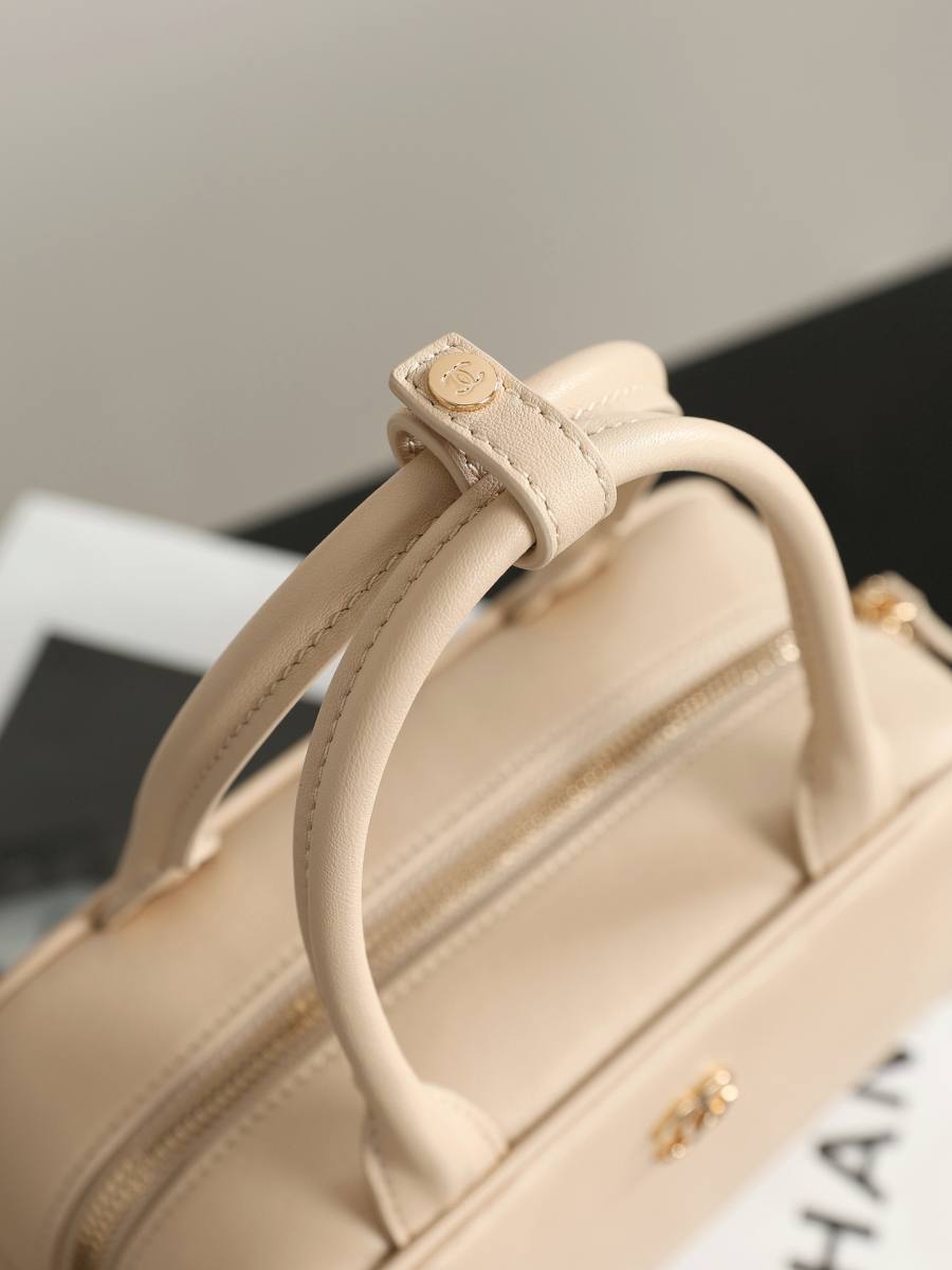 Chanel Mini Bowling Bag AP5578 20 x 16 x 12 Cream AFE6
