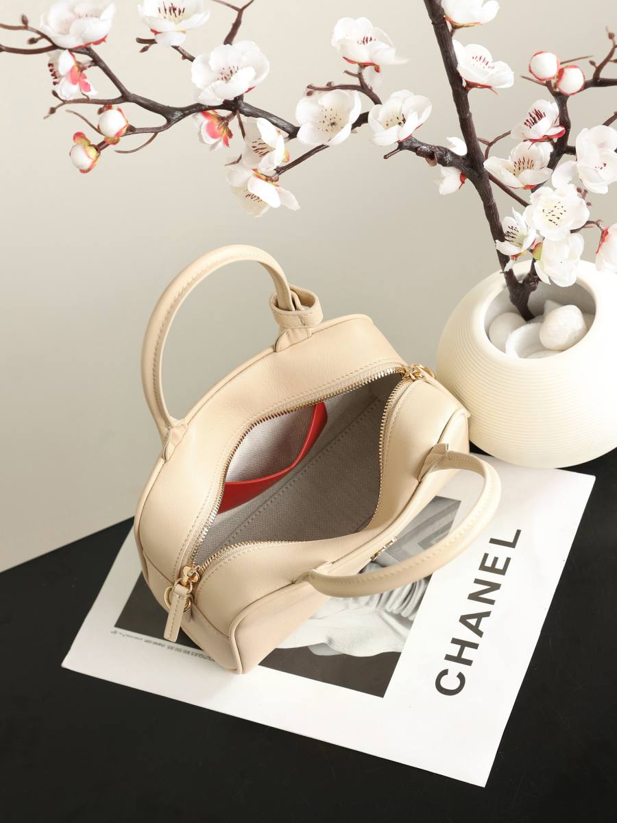 Chanel Mini Bowling Bag AP5578 20 x 16 x 12 Cream AFE6
