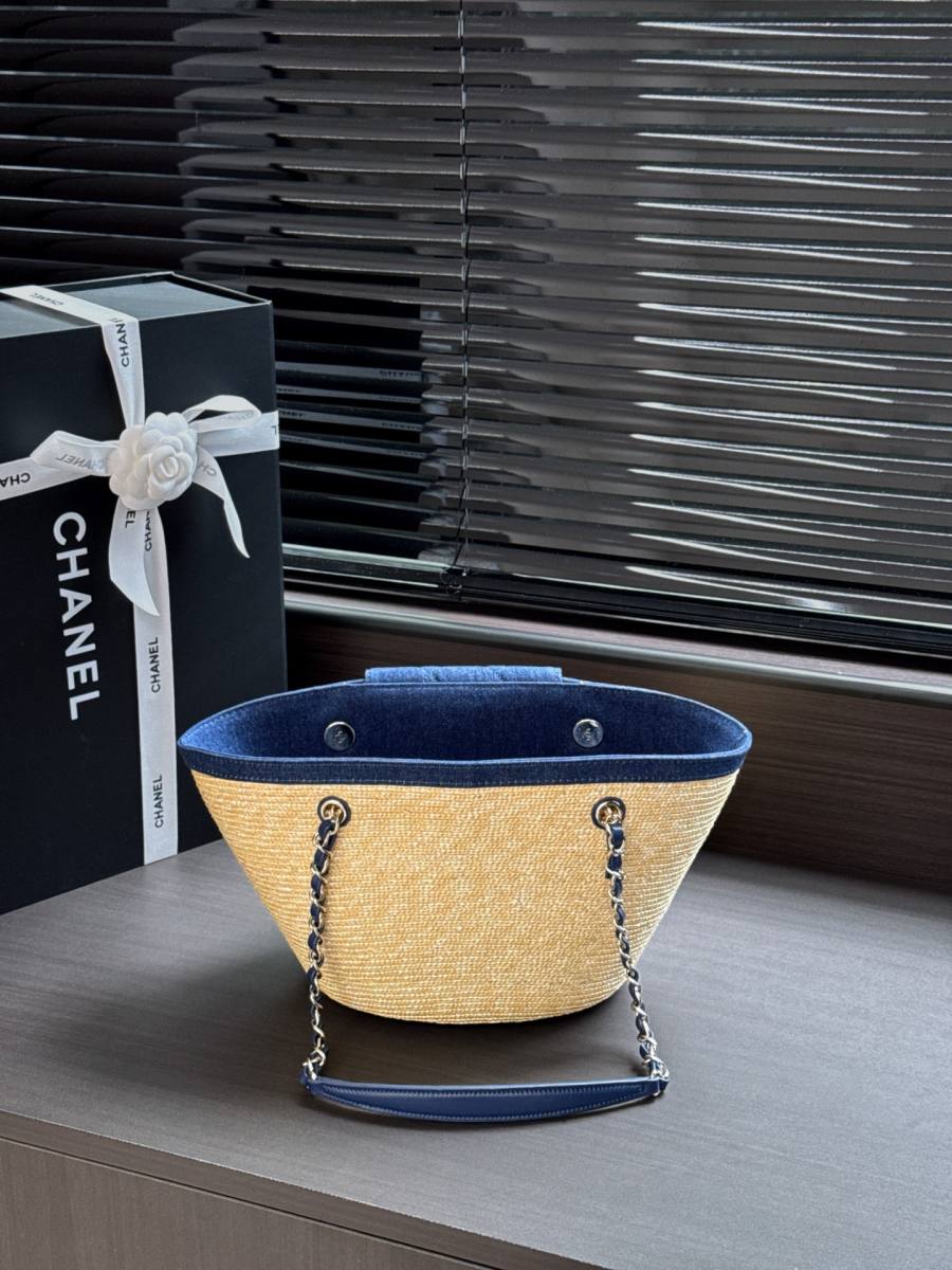 Chanel Raffia Denim Tote 36 x 28 x 14 802E
