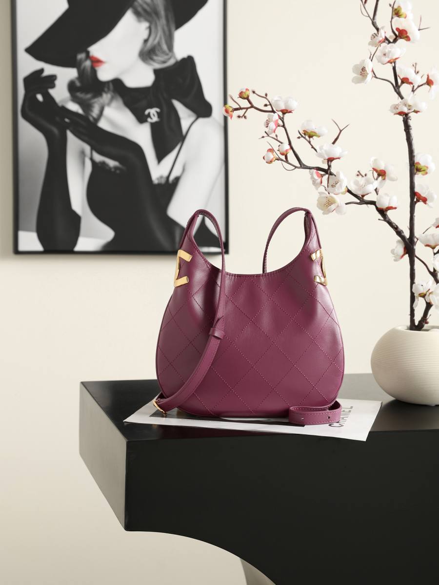 Chanel Shopping Tote Small 6479 23.5 x 25.5 x 5.5 9D4C