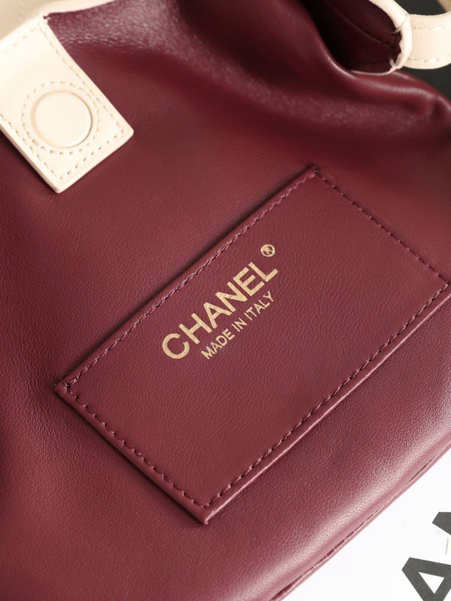 Chanel Shopping Tote Small 6479 23.5 x 25.5 x 5.5 DF0E