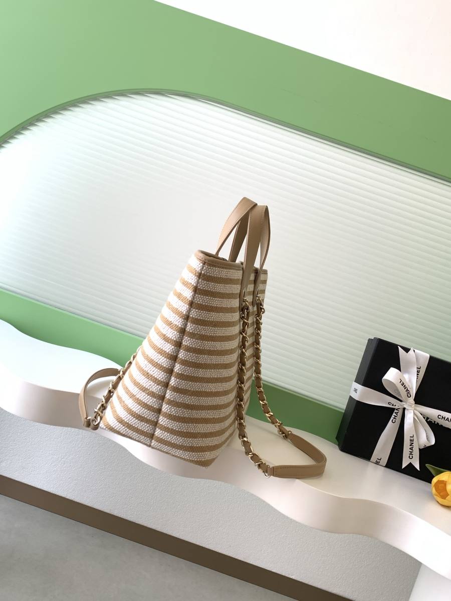 Chanel Striped Woven Bag 24 x 16 x 8 6126