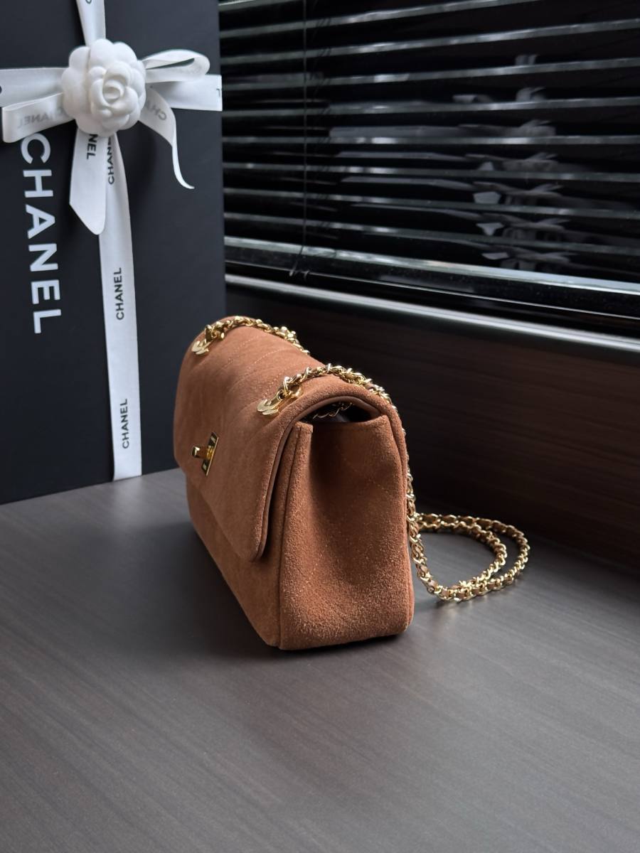Chanel Suede Flap 25.5 x 16 x 7 5800